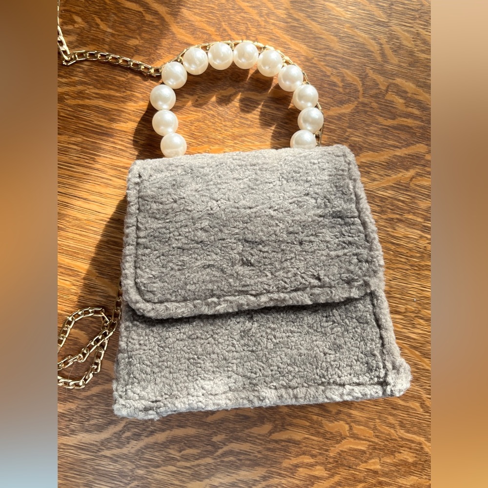 David Jones faux fur bag crossbody
